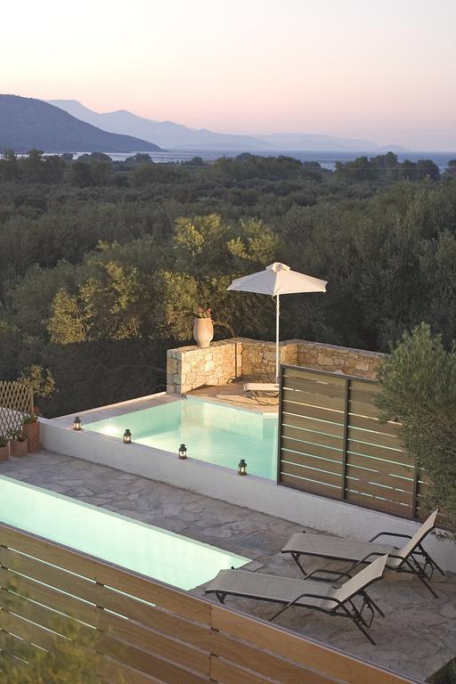 Istron Maisonettes With Private Pool エクステリア 写真
